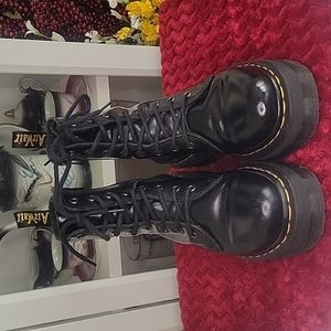 Dr. Martens Jadon Size 6 women's Black Leather Boots